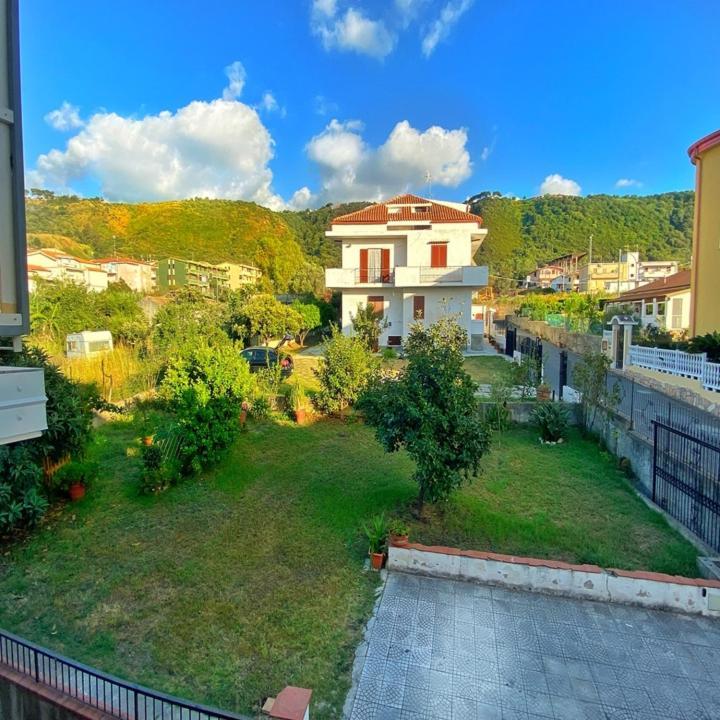 Campus Dei - Tropea Rooms エクステリア 写真